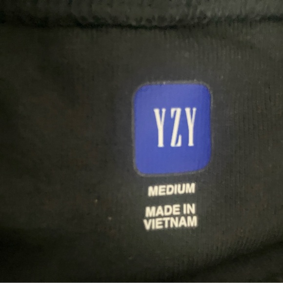 Rare Yeezy x GAP Yeezy Balenciaga White Dove 3/4 Sleeve T Black M - Picture 7 of 9